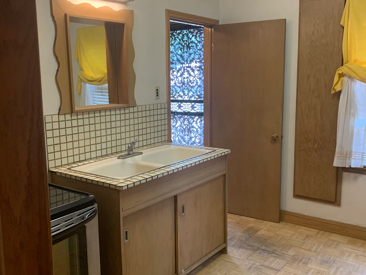 6 bed, 2.5 bath, $3,100 — Photo 3