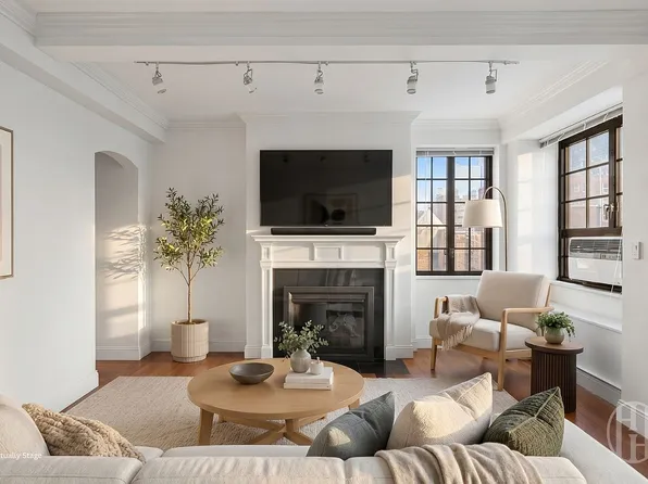 211 E 35th St APT 8E, New York, NY 10016