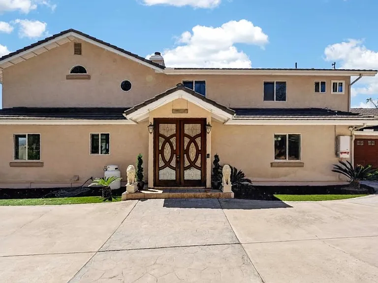 1710 Lotus Ln #A — Photo 3