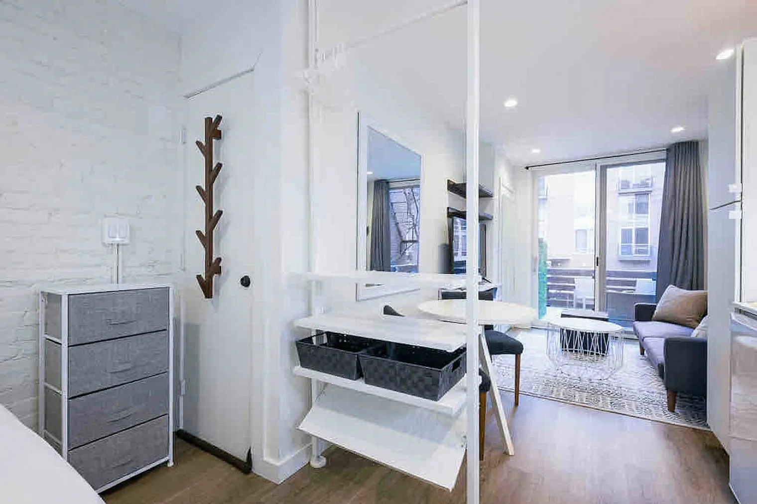 Studio, 1.0 bath, $3,338 — Photo 2