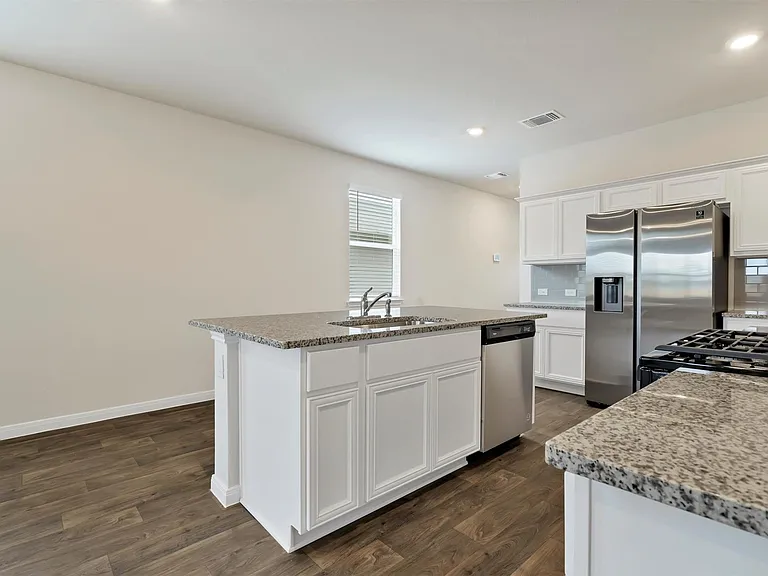 2909 Tweedy Trl — Photo 19
