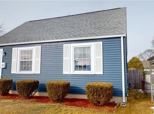 22 Lindesta Rd, Pawtucket, RI 02861