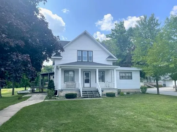 111 3rd St SE, Fort Atkinson, IA 52144