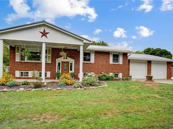 360 Porter Orchard Ln, Hopewell, OH 43746