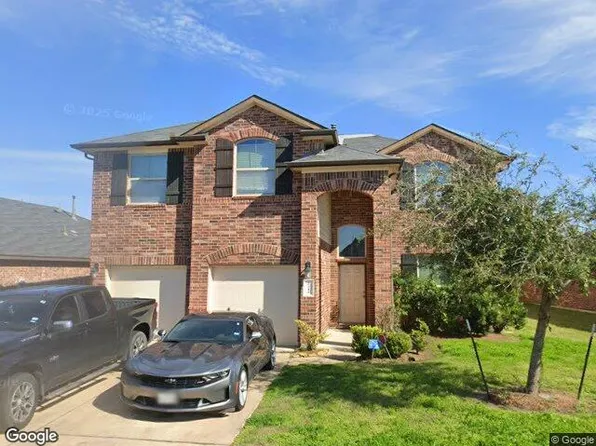 2210 Manchester Crossing Dr, Fresno, TX 77545