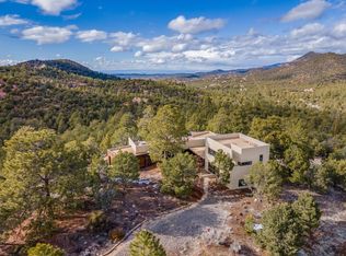 184 Double Arrow Rd, Santa Fe, NM 87505