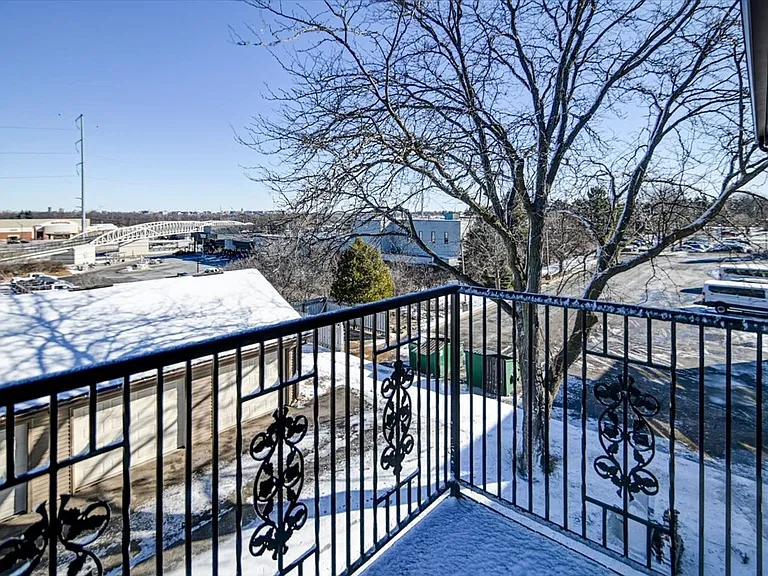 2128 Luann Ln #105 — Photo 35
