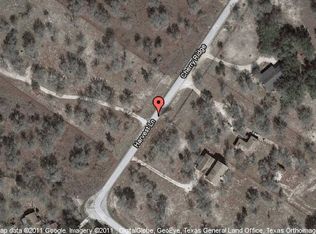 106 Harvest Ln, Floresville, TX 78114