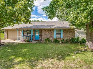 2621 W Elm St, Denison, TX 75020