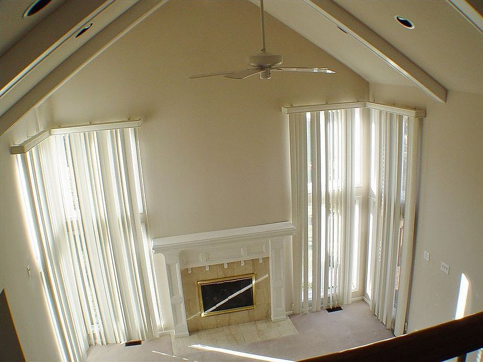 22081 Chase Dr, photo 20