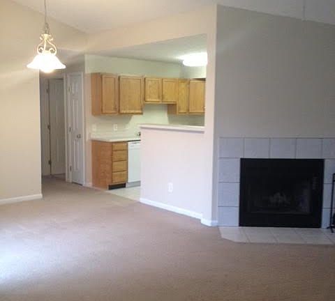 2nd image of 306 Crystal Point Dr