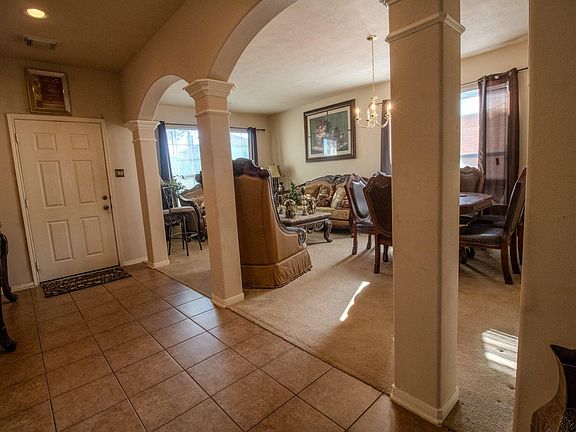 4th image of 5 Carmel Chase Ct
