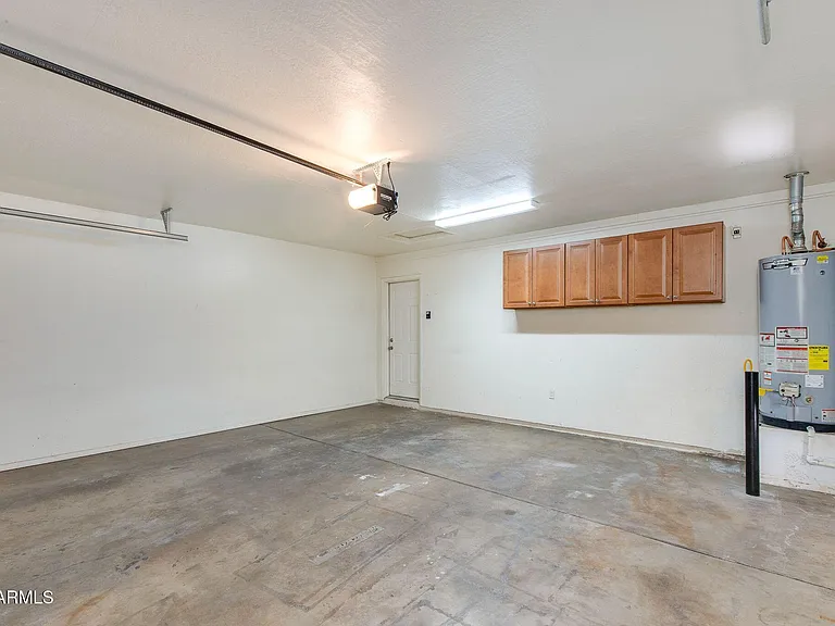5002 E Mitchell Dr — Photo 31