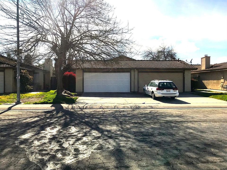 2nd image of 9009 Fox Creek Dr