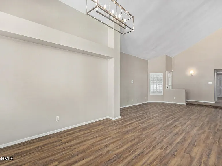 6920 W Morrow Dr — Photo 23