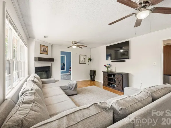 1782 Cat Square Rd, Vale, NC 28168