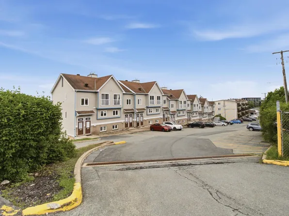 3514 John Parr Dr, Halifax, NS B3K 5V2