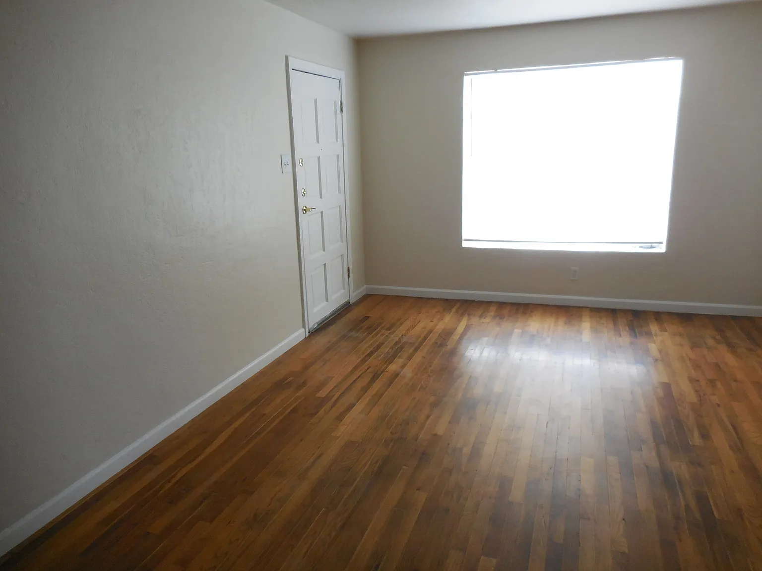 701 W Yandell Drive Unit 12 - 1 — Photo 2