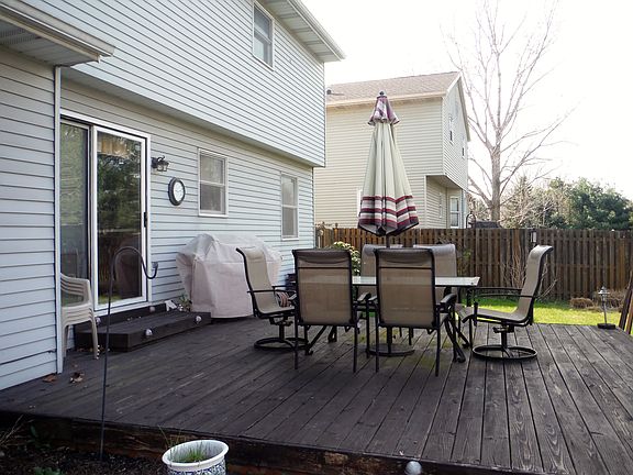 Nice deck for entertaining