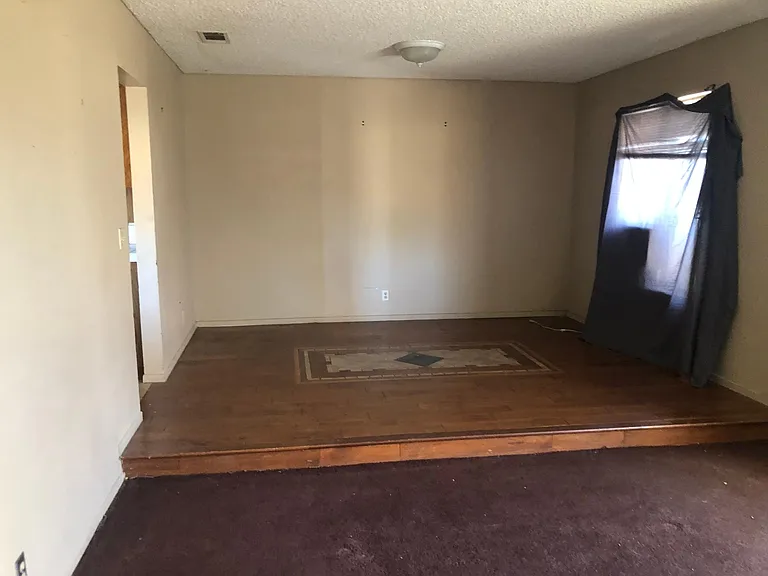 13225 Topock Rd — Photo 11