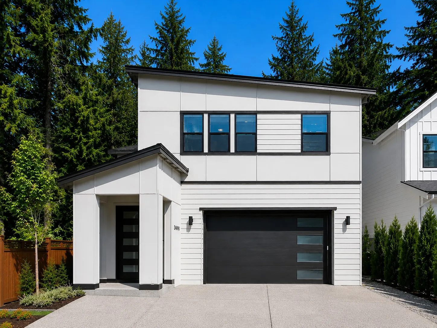 5 bed, 3.5 bath, 2760 sqft, $5,000 — Photo 1