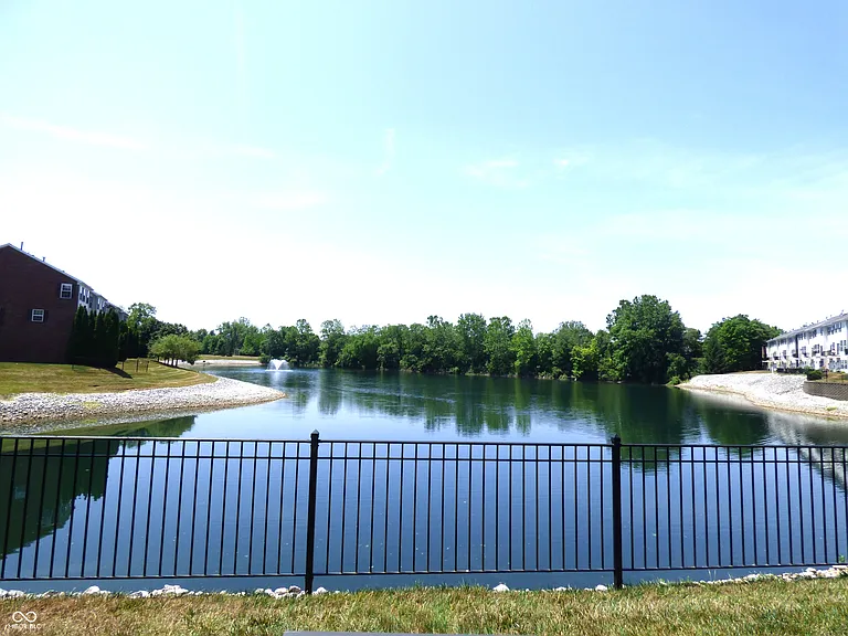 5677 Trammel Ct — Photo 24