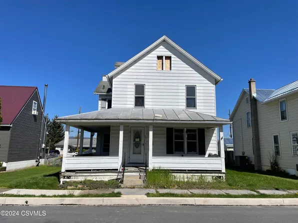 318 Thompson St, Mifflinburg, PA 17844