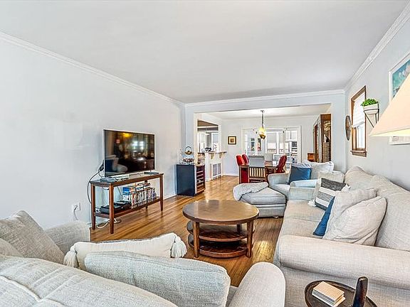 4th image of 8207 213th St