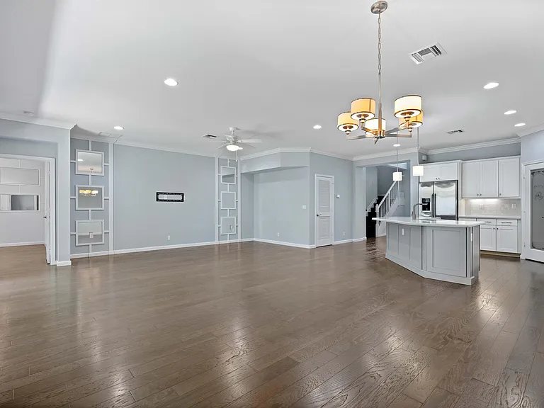 7018 Limestone Cay Rd — Photo 41