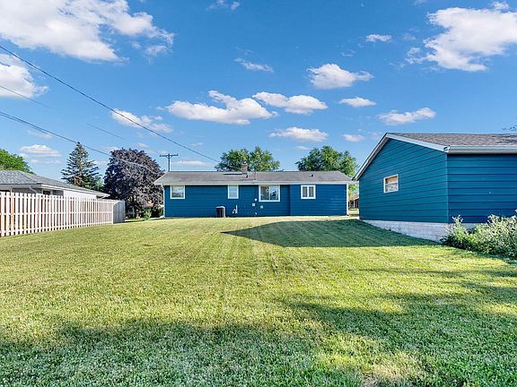 2nd image of 5704 Bradford AVENUE