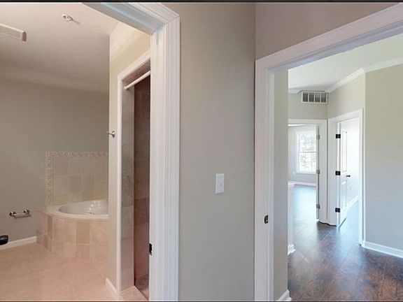 5th image of 1245 18th St NE #2