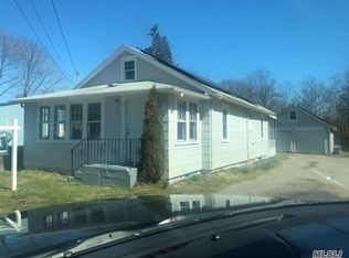 79 Elder Dr, Mastic Beach, NY 11951
