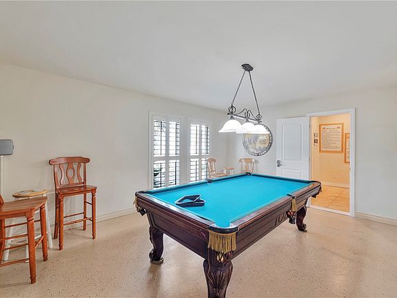 5th image of 660 Kara Ln