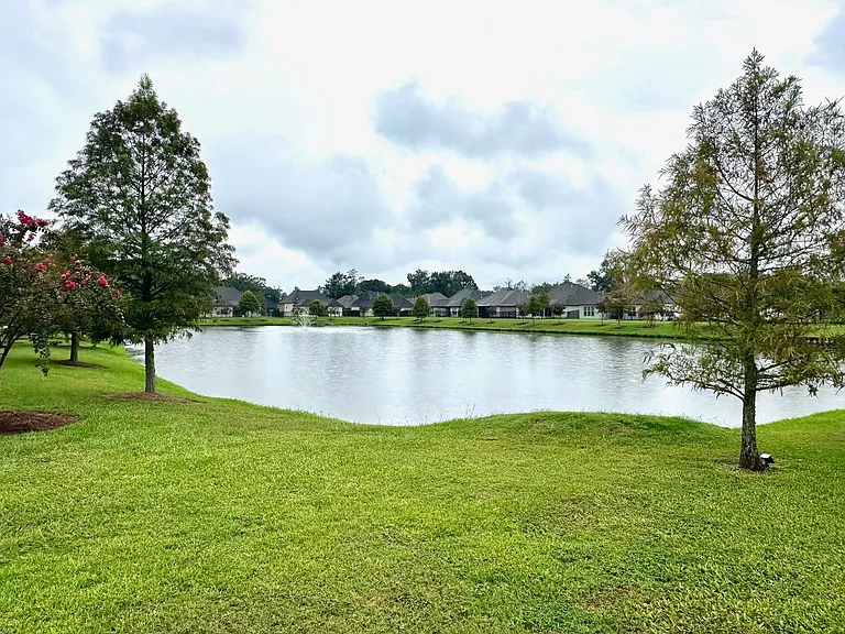 43283 Pond View Dr — Photo 26