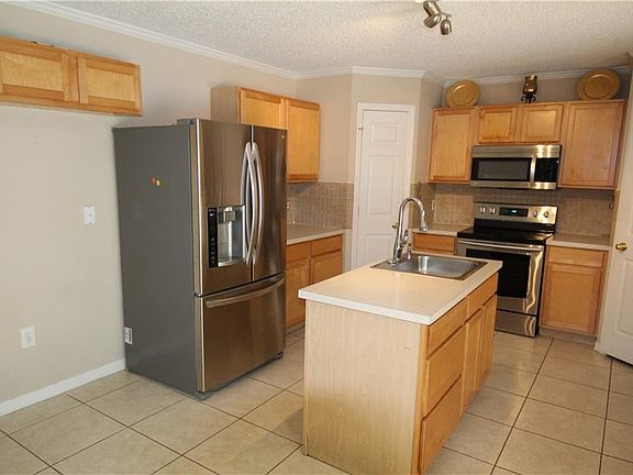 4th image of 9438 Water Fern Cir