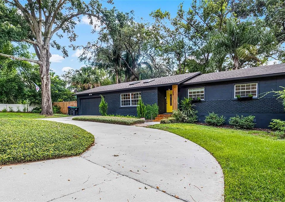 2209 Good Homes Rd