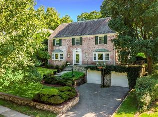 72 Howell Ave, Larchmont, NY 10538