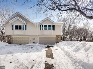 413 Wood Way, Burnsville, MN 55337