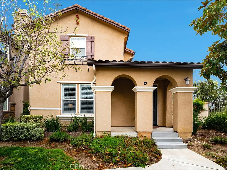 820 E Ruby Lace Way — Photo 2