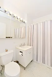 Rented by Nest Seekers International