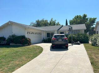 8209 Capistrano Ave, Canoga Park, CA 91304