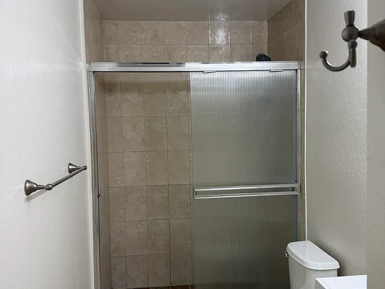 220 Oswego Ave #6 — Photo 9