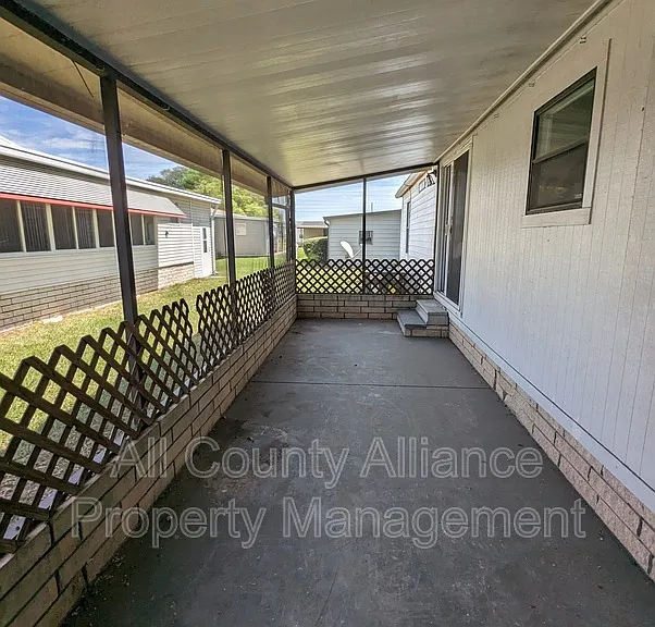 34335 Lodge Dr — Photo 22