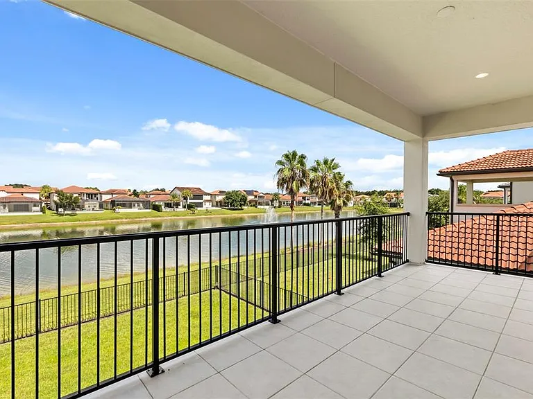 10511 Royal Cypress Way — Photo 39