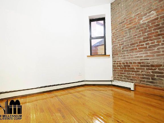 5th image of 66 Saint James Pl APT 1LR