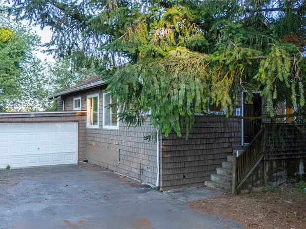 5022 32nd Avenue S, Seattle, WA 98118