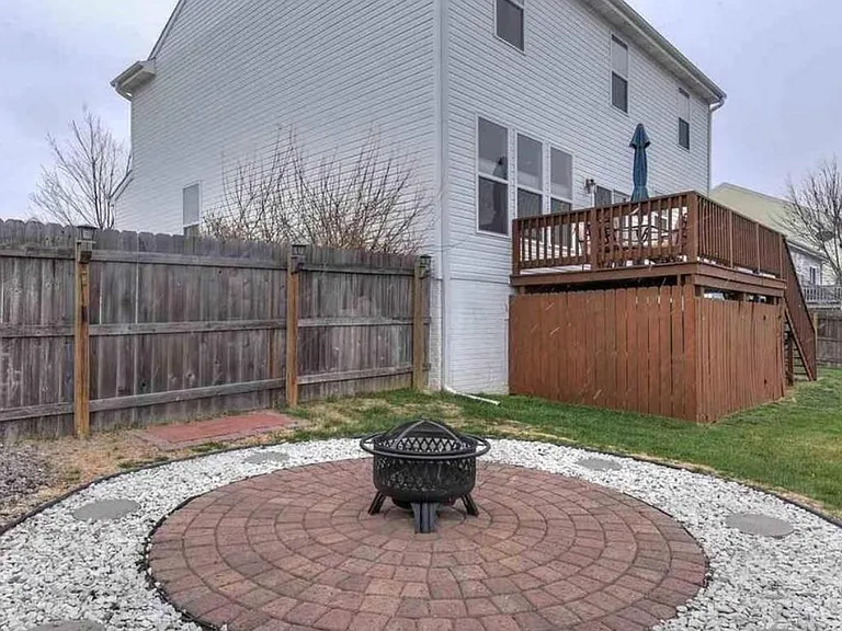 2302 Quartz Dr — Photo 20