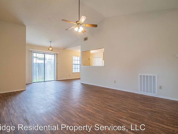 3rd image of 6762 Dandelion Dr