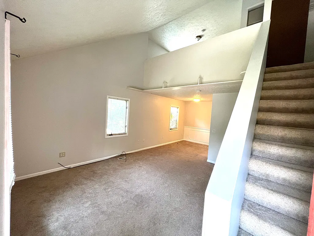 118, 120 & 122 Whitehills Drive - 118 — Photo 3