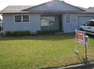 724 S Cascade Dr, Woodburn, OR 97071